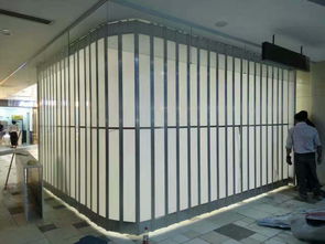 水晶片生產(chǎn)廠家制作水晶推拉門價格與型號規(guī)格及鑄鋁門綜合解析